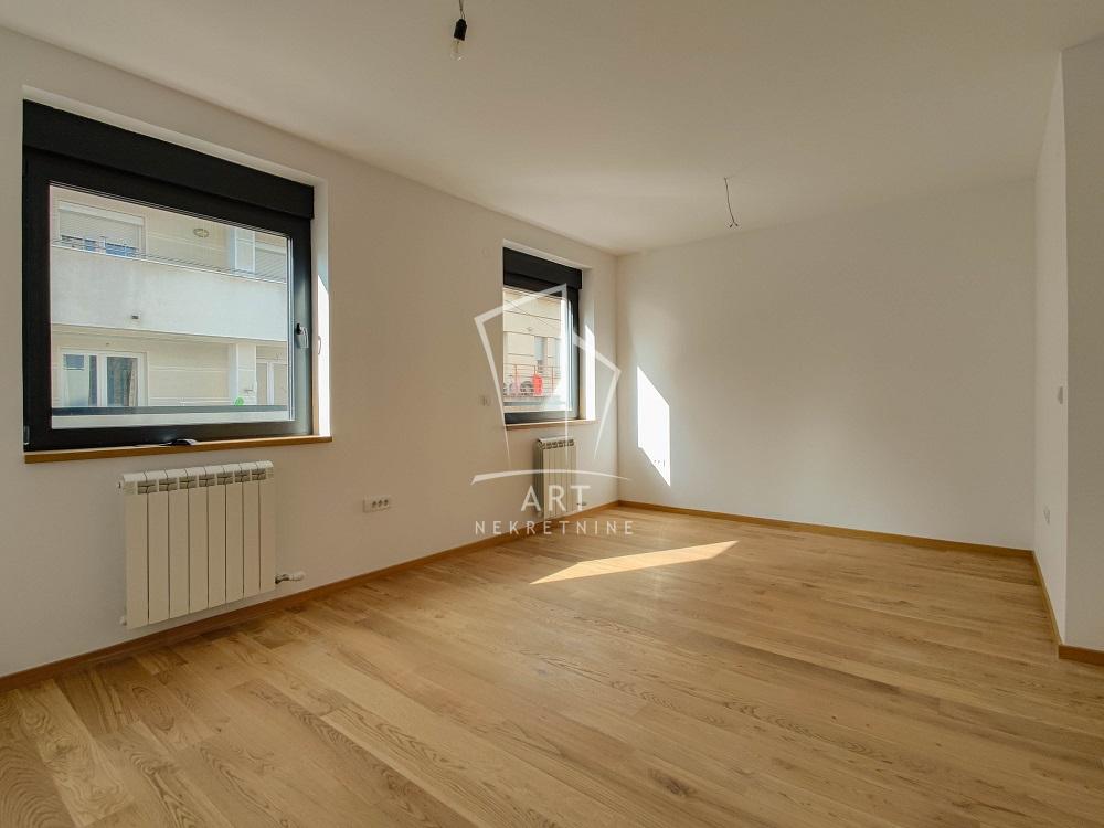 Slika 9 - Bilećka, Trosoban stan na prodaju, 74m2, 295.000€