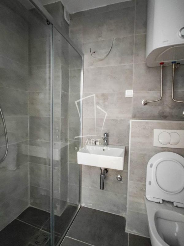 Slika 3 - Bilećka, Trosoban stan na prodaju, 74m2, 295.000€