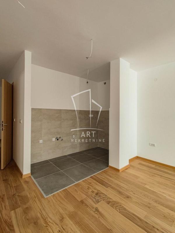 Slika 7 - Bilećka, Trosoban stan na prodaju, 74m2, 295.000€