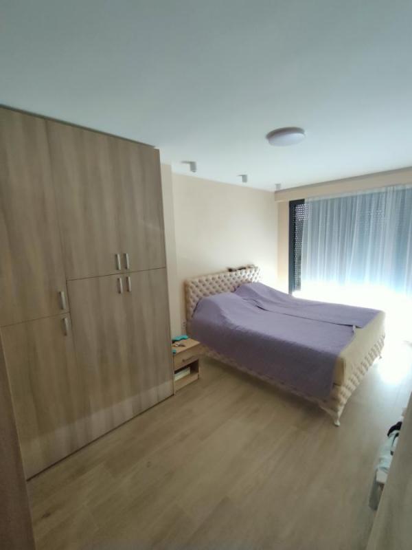 Slika 3 -  Kuća za izdavanje, 230m2, 2.000€