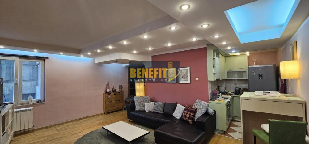 Slika 1 - Dvoiposoban stan za izdavanje, 62m2, 650€