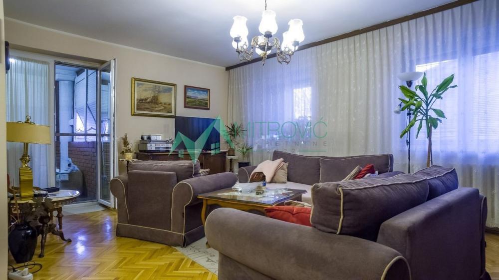 Glavna slika -Četvorosoban stan na prodaju, 94m2, 200.850€