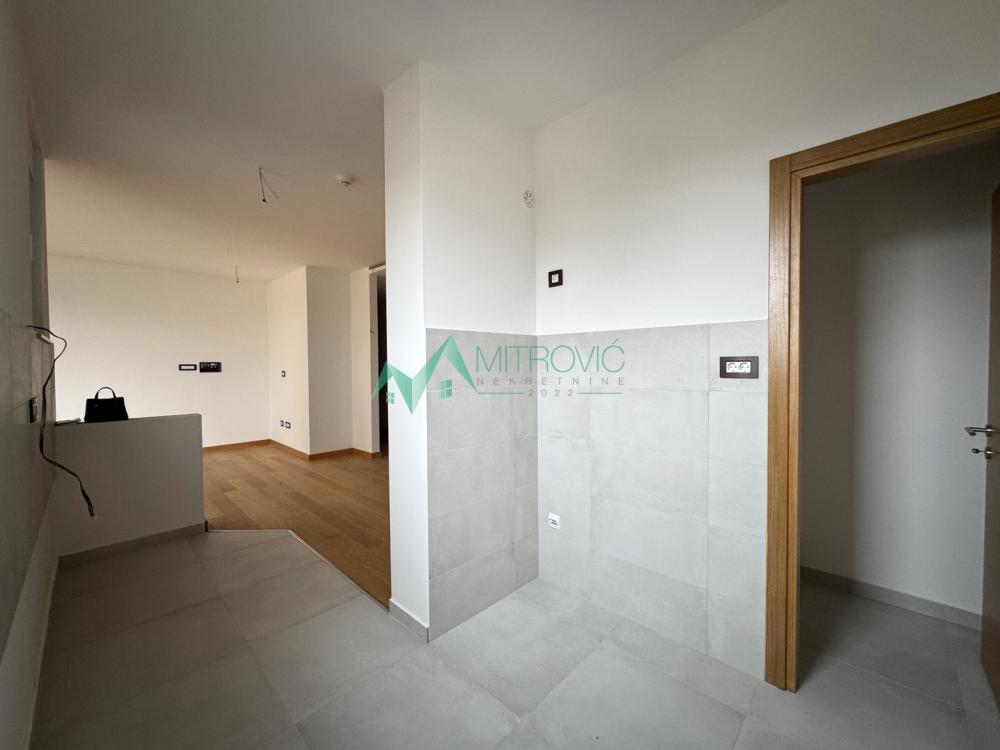 Slika 1 - Četvorosoban stan na prodaju, 96m2, 240.000€