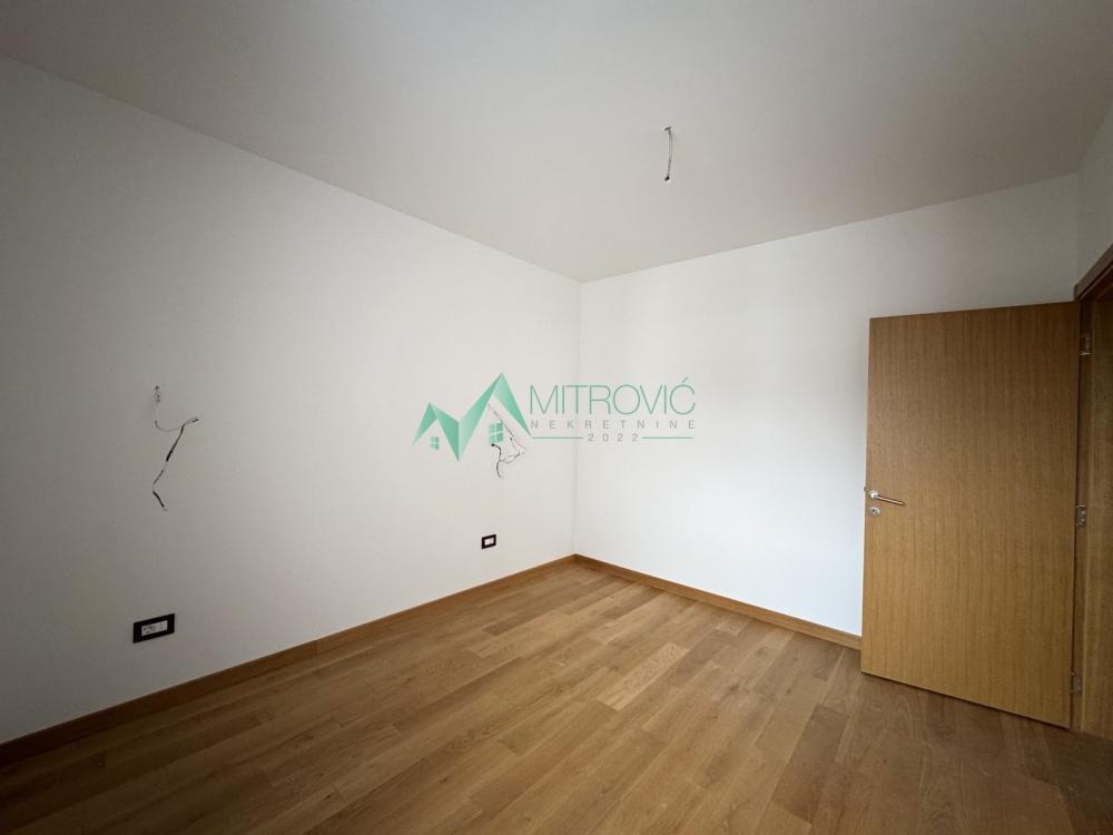 Slika 8 - Četvorosoban stan na prodaju, 96m2, 240.000€