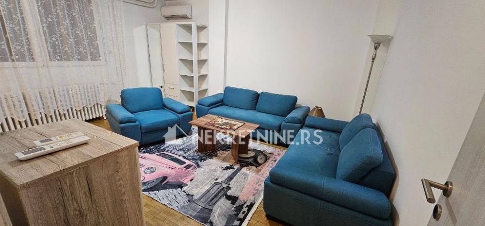 Glavna slika -Bulevar Arsenija Čarnojevića, Trosoban stan za izdavanje, 71m2, 800€