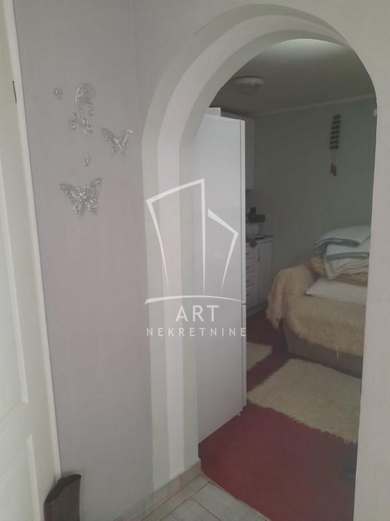 Glavna slika -Vojni put 1., Jednosoban stan za izdavanje, 32m2, 350€