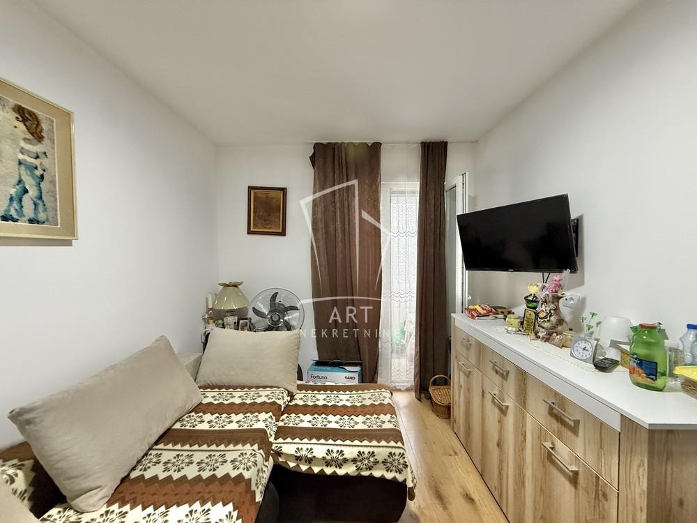 Slika 10 - Radete Stankovića, Trosoban stan na prodaju, 69m2, 115.000€