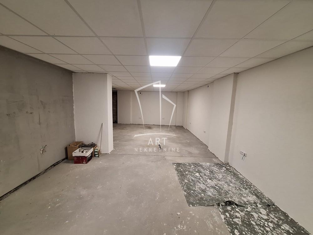 Slika 5 - Vojvode Stepe,  Lokal za izdavanje, 75m2, 3.000€