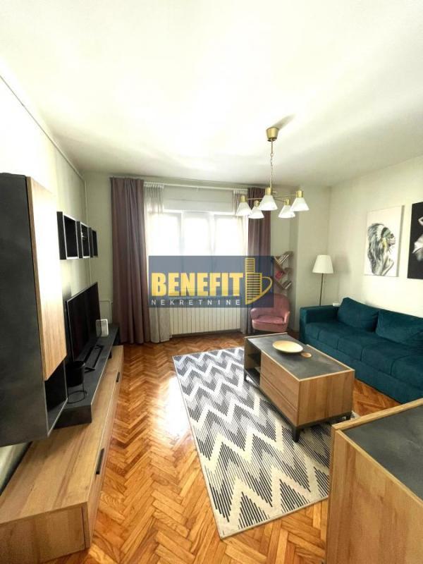 Glavna slika -Dvosoban stan za izdavanje, 55m2, 650€