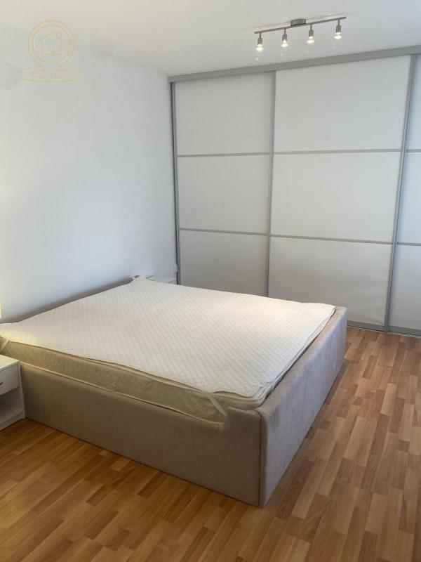 Glavna slika -Četvorosoban stan za izdavanje, 100m2, 1.400€