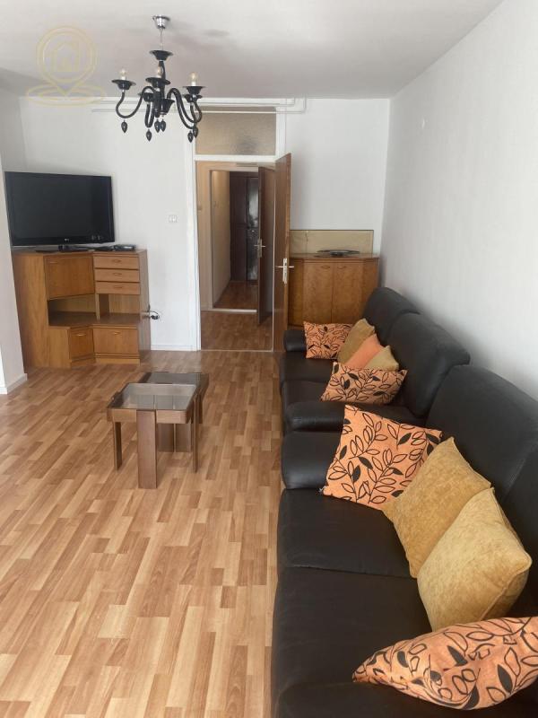 Slika 8 - Četvorosoban stan za izdavanje, 100m2, 1.400€