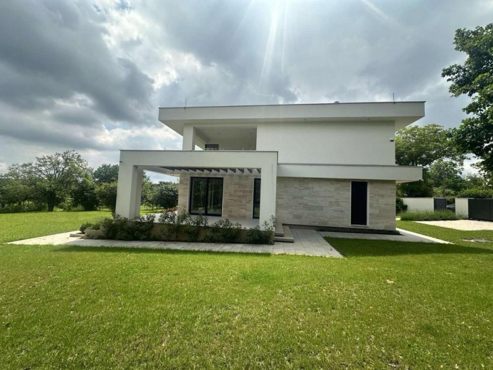 Glavna slika - Kuća na prodaju, 242m2, 1.200.000€