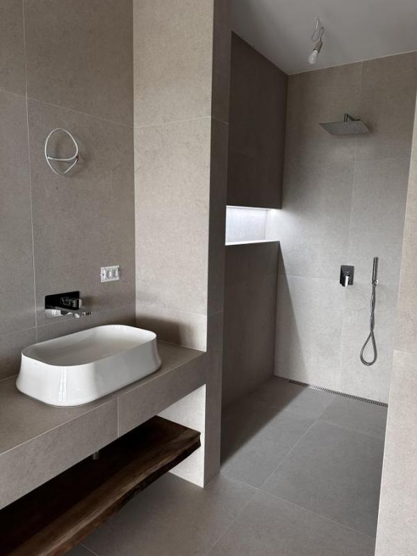 Slika 5 -  Kuća na prodaju, 242m2, 1.200.000€