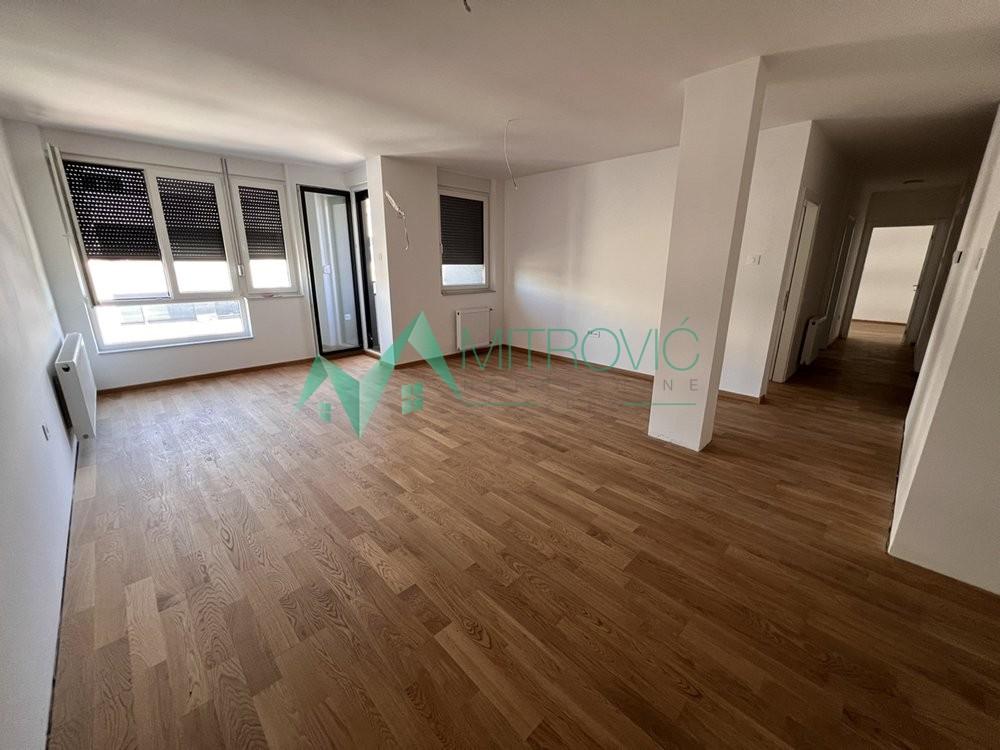 Glavna slika -Četvorosoban stan na prodaju, 108m2, 261.410€