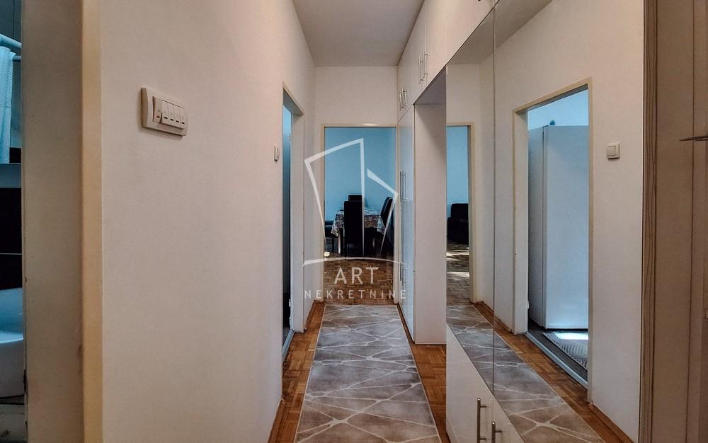 Slika 2 - Vojvode Stepe, Trosoban stan za izdavanje, 61m2, 600€