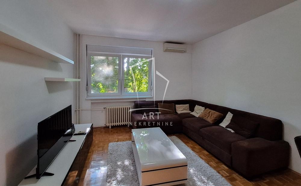 Glavna slika -Vojvode Stepe, Trosoban stan za izdavanje, 61m2, 600€