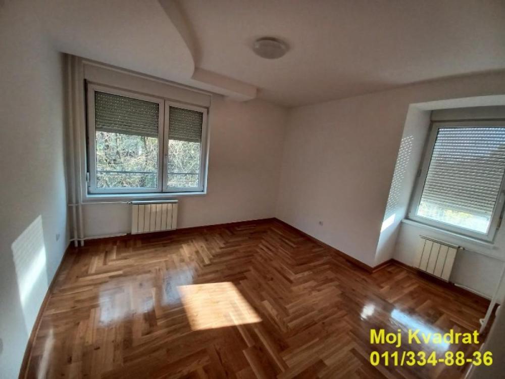 Slika 6 - Četvorosoban stan za izdavanje, 90m2, 800€