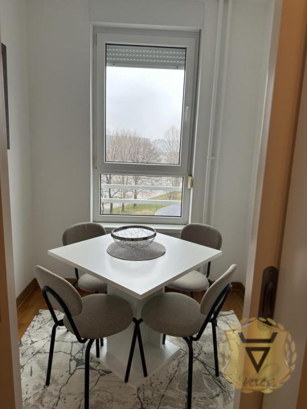 Slika 4 - Dvosoban stan za izdavanje, 53m2, 700€