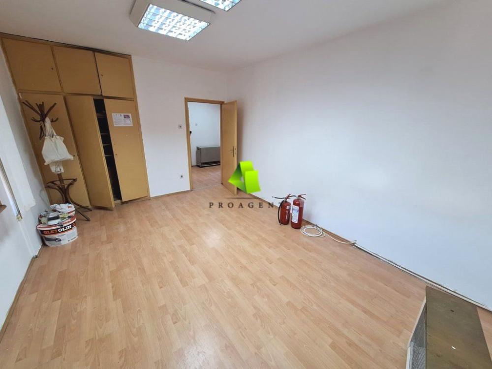 Slika 1 -  Lokal za izdavanje, 67m2, 400€