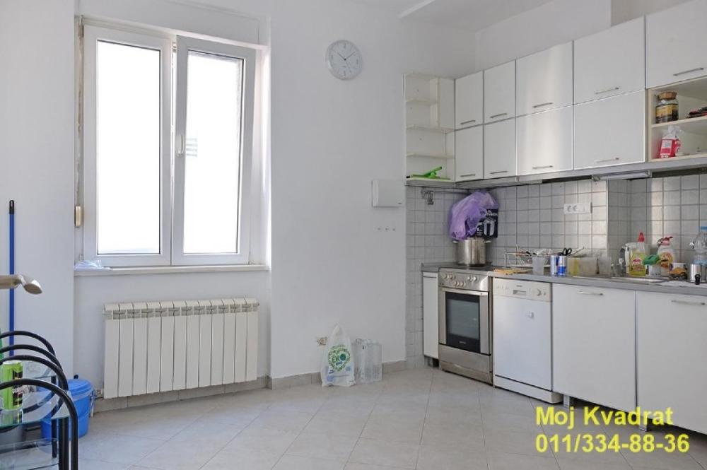 Slika 2 - Trosoban stan na prodaju, 50m2, 185.000€