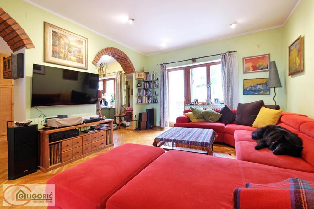 Slika 1 - Kostolačka,  Stan na prodaju, 207m2, 414.000€