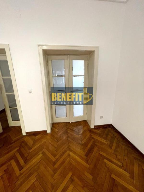 Slika 9 - Troiposoban stan za izdavanje, 100m2, 1.200€