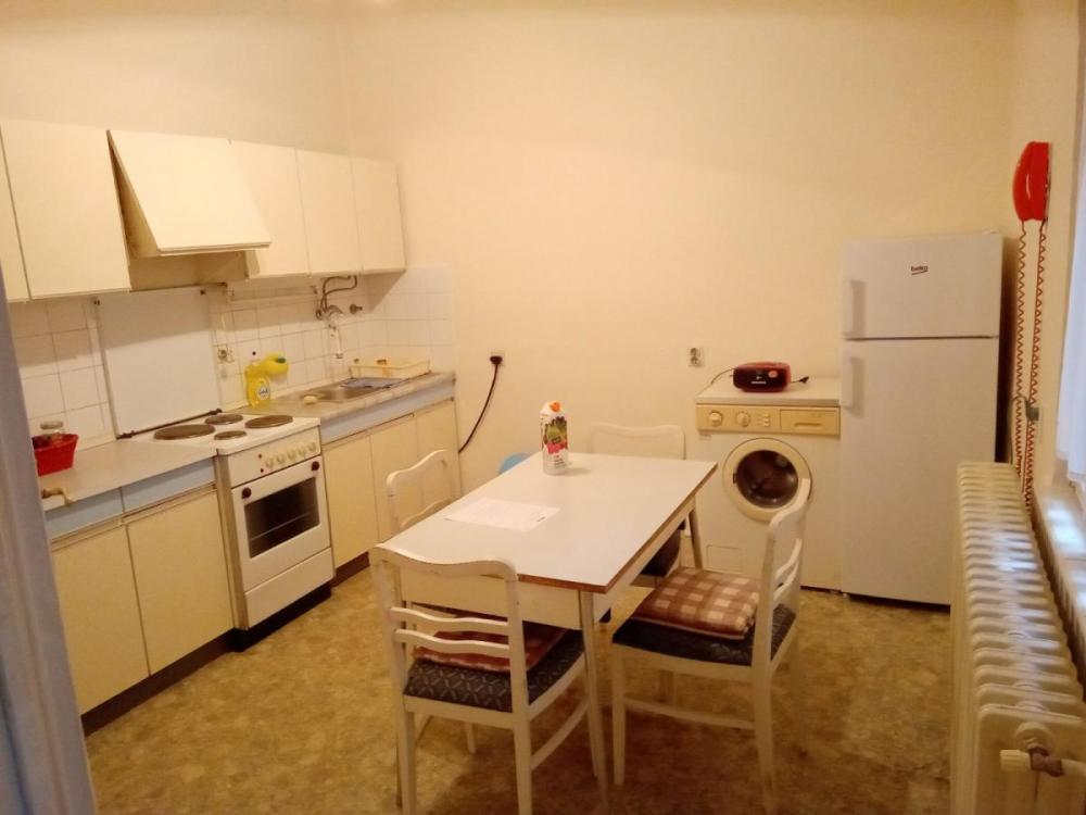 Slika 3 - Trosoban stan za izdavanje, 88m2, 450€