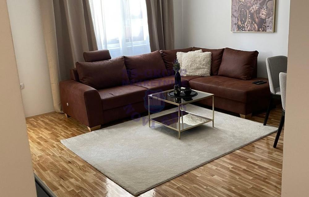 Glavna slika -Dvoiposoban stan na prodaju, 53m2, 192.610€