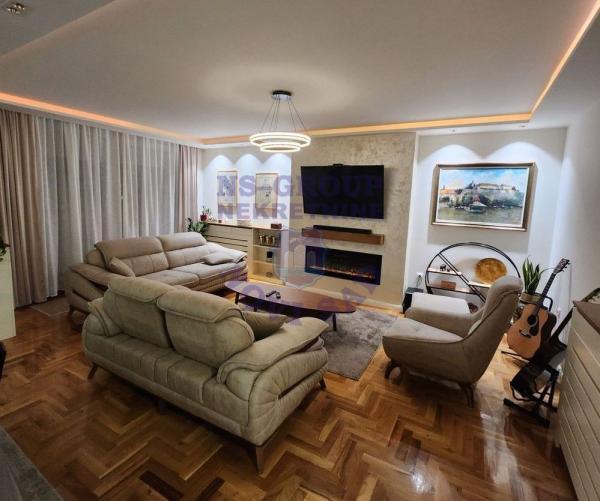 Glavna slika -Šestosoban stan na prodaju, 162m2, 360.500€