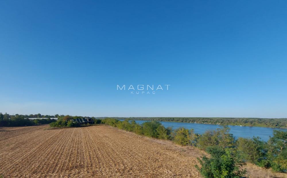 Slika 4 -  Plac na prodaju, Zemun, 13. maj, 1.300.000€