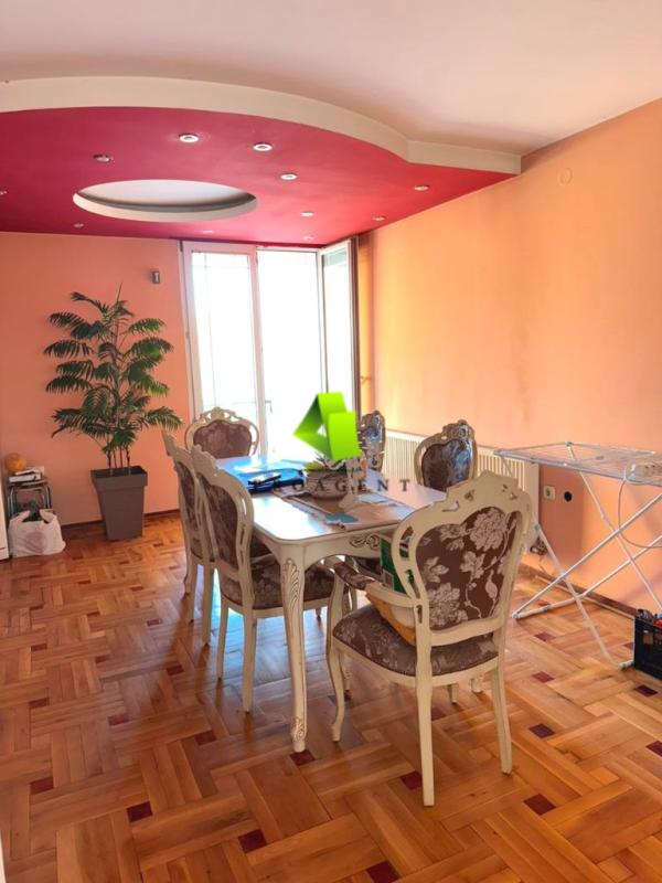 Slika 1 -  Kuća na prodaju, 292m2, 200.000€