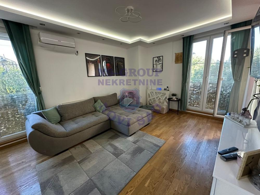 Glavna slika -Četvorosoban stan na prodaju, 75m2, 265.000€