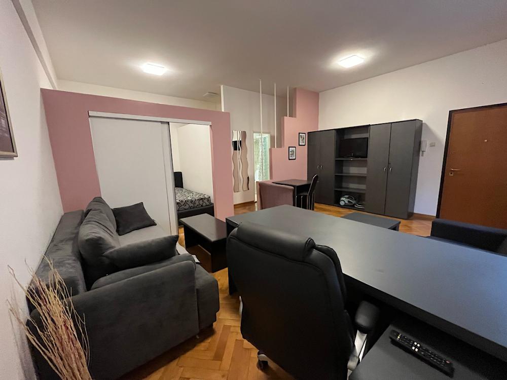 Slika 2 - Obilicev venac, Jednoiposoban stan za izdavanje, 43m2, 700€