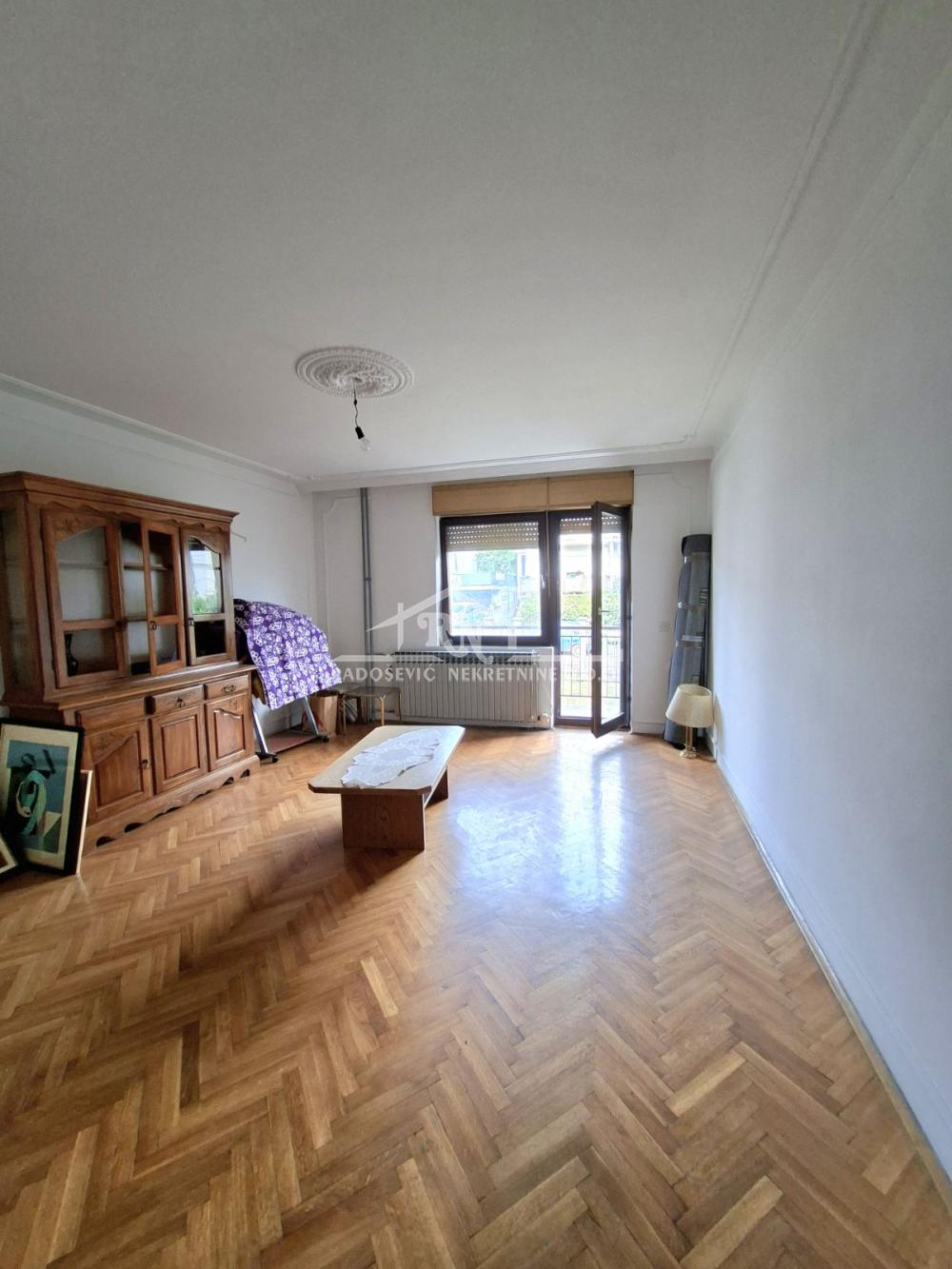 Slika 7 - 1. maja,  Kuća na prodaju, 474m2, 259.000€