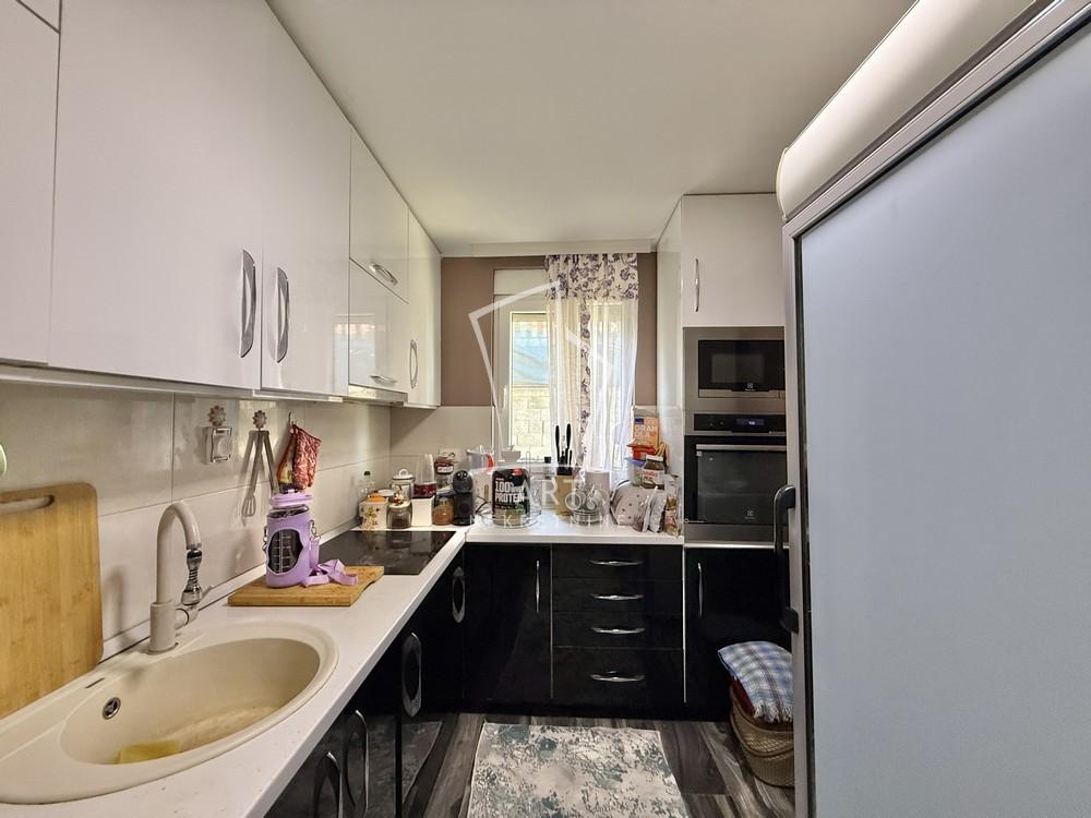 Slika 1 - Topola, Kuća na prodaju, 336m2, 365.000€