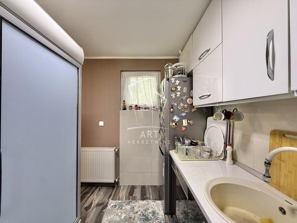 Slika 2 - Topola, Kuća na prodaju, 336m2, 365.000€