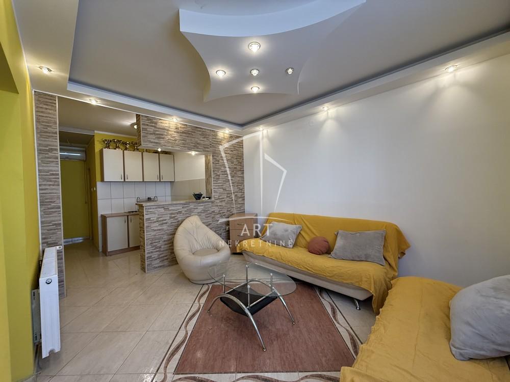 Slika 7 - Topola, Kuća na prodaju, 336m2, 365.000€