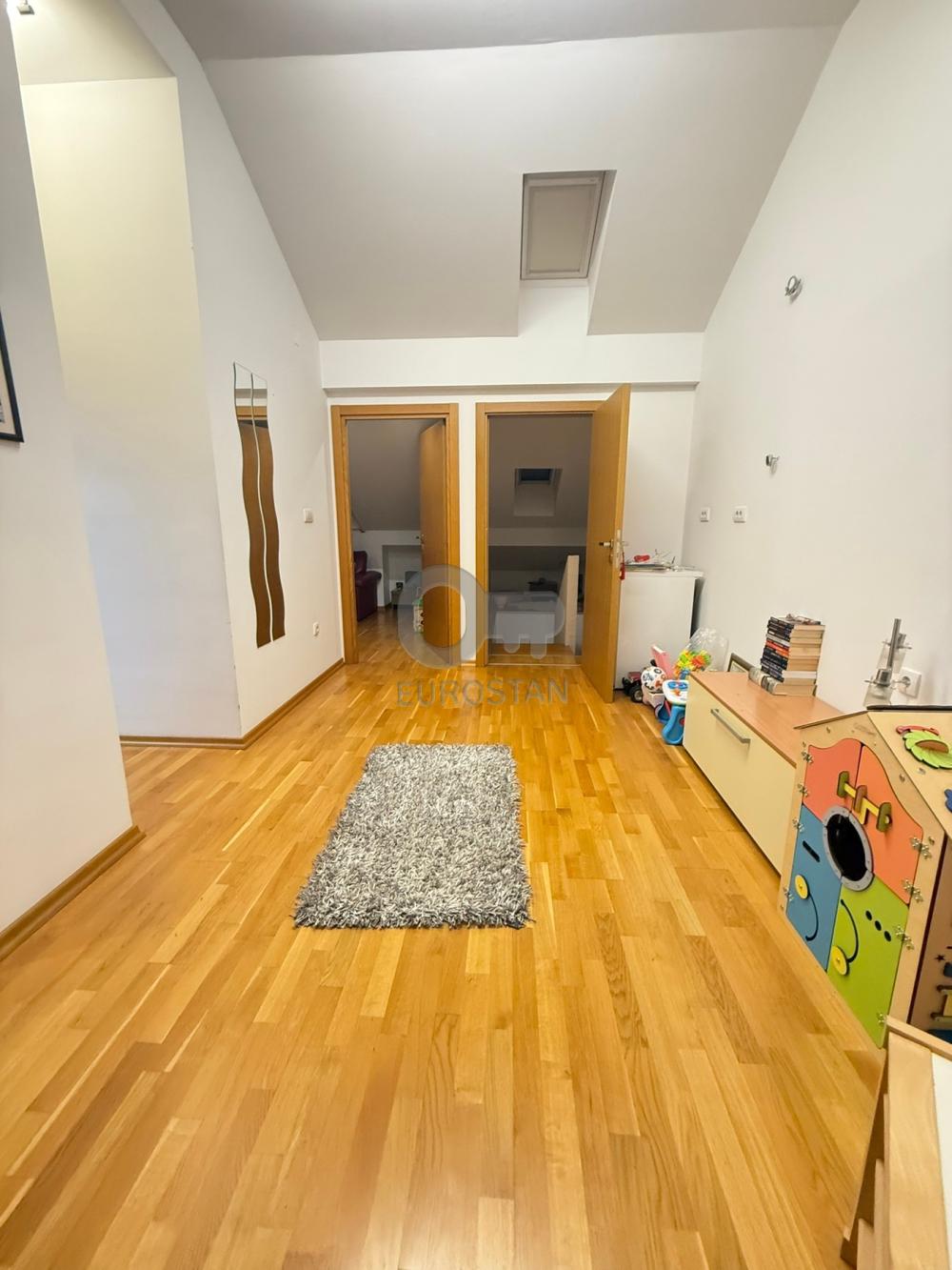 Slika 10 - Dr Milivoja Petrovića, Četvorosoban stan na prodaju, 118m2, 310.000€