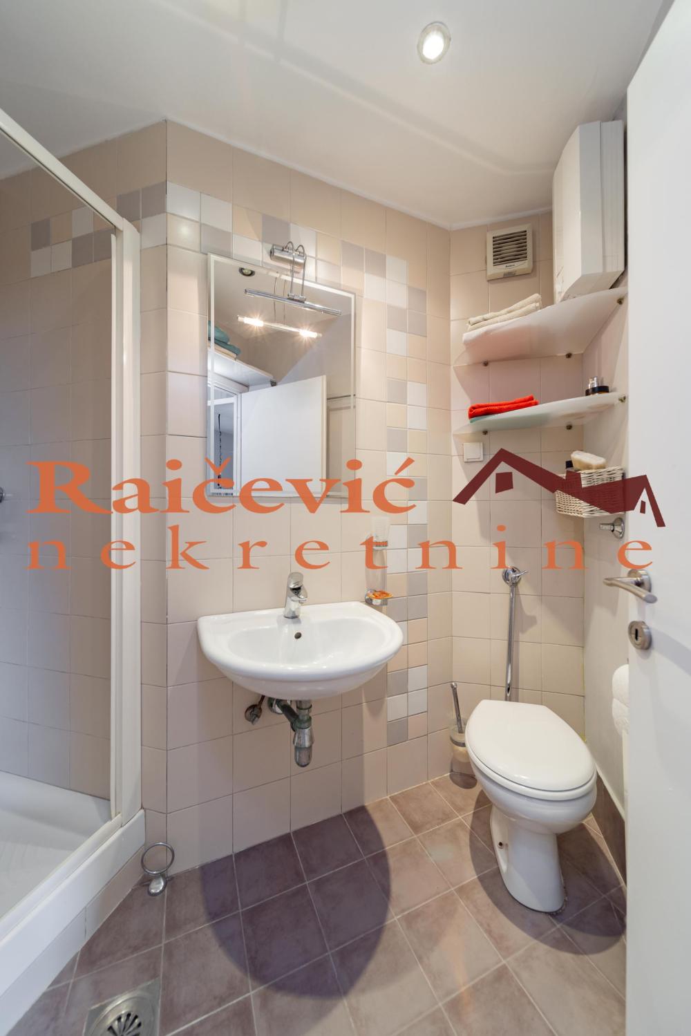 Slika 9 - Simiceva, Troiposoban stan na prodaju, 75m2, 310.000€