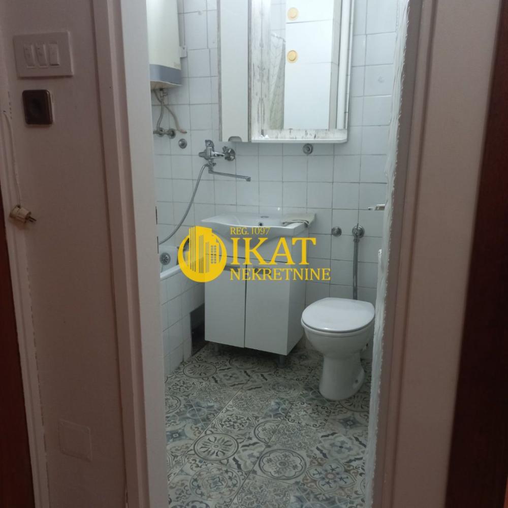 Slika 8 - Dvosoban stan za izdavanje, 67m2, 550€