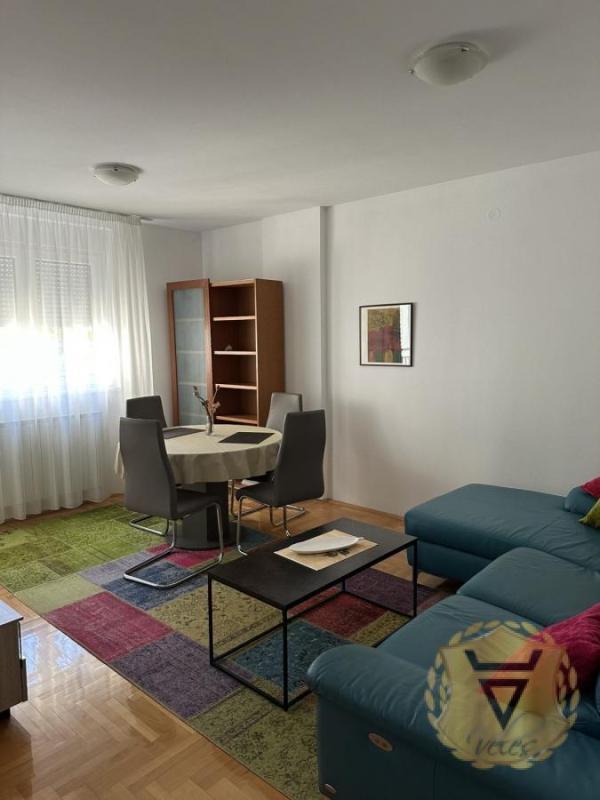 Glavna slika -Trosoban stan za izdavanje, 68m2, 700€