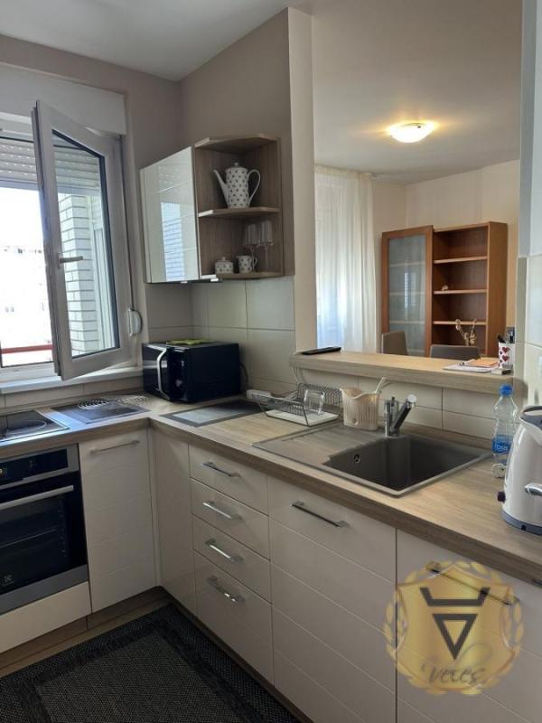 Slika 1 - Trosoban stan za izdavanje, 68m2, 700€