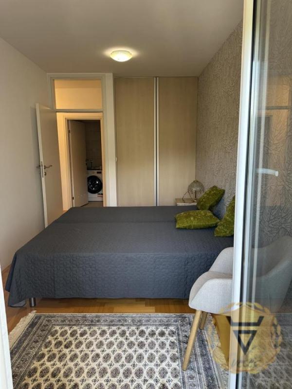 Slika 2 - Trosoban stan za izdavanje, 68m2, 700€