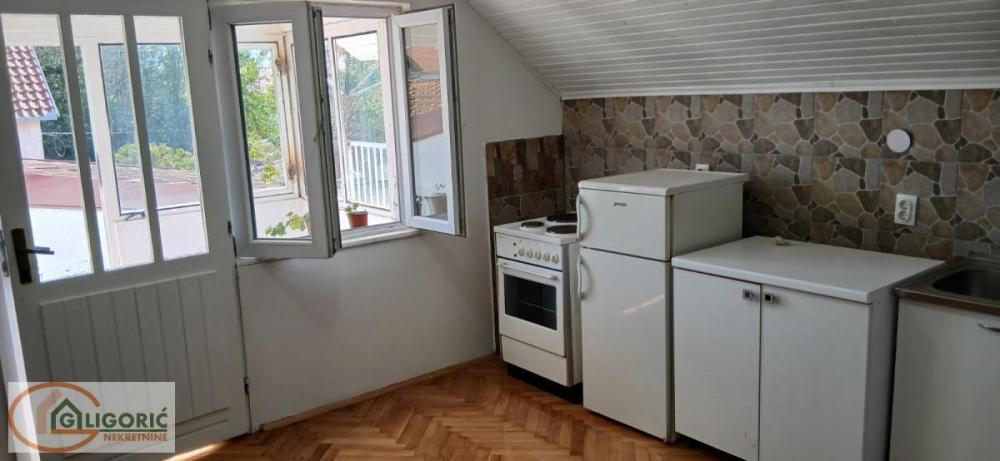 Slika 2 - Elemirska, Jednoiposoban stan za izdavanje, 36m2, 270€