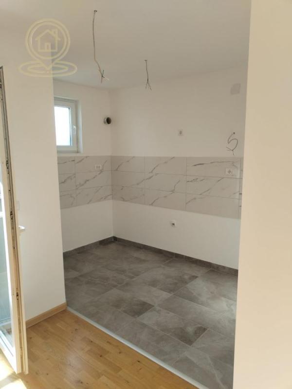 Slika 3 - Dvoiposoban stan na prodaju, 54m2, 95.000€