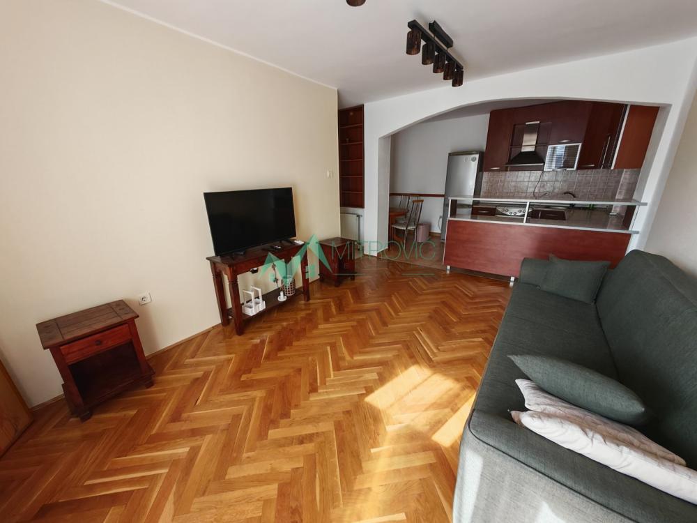 Glavna slika -Dvoiposoban stan na prodaju, 70m2, 221.450€