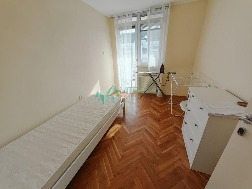 Slika 8 - Dvoiposoban stan na prodaju, 70m2, 221.450€
