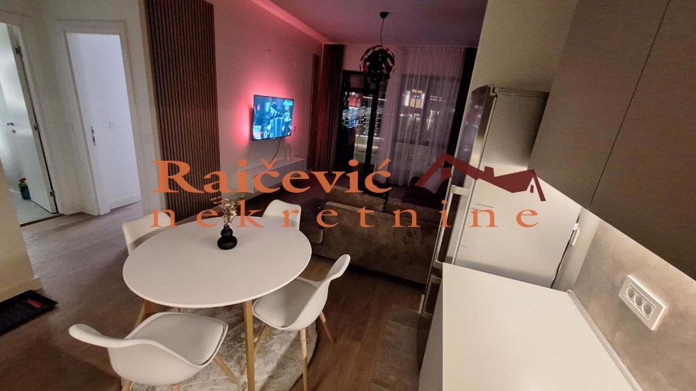 Slika 2 - Bulevar Vudroa Vilsona, Dvosoban stan na prodaju, 54m2, 275.000€