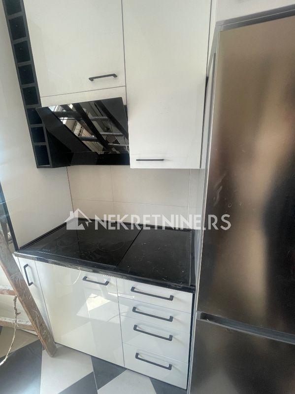 Slika 9 - Šumatovačka, Četvorosoban stan za izdavanje, 131m2, 1.600€