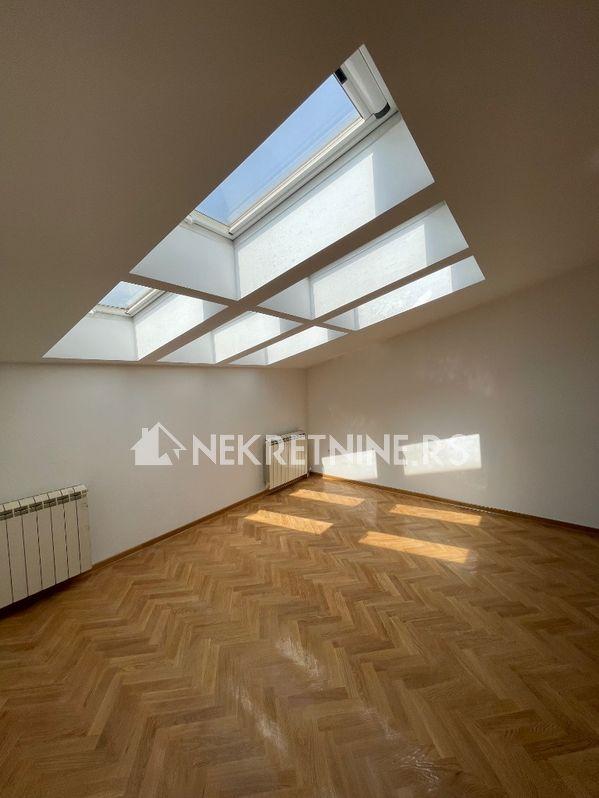 Slika 5 - Šumatovačka, Četvorosoban stan za izdavanje, 131m2, 1.600€